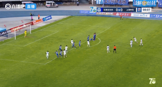 阿苏埃头槌回归首球 申花半场1-0领先石家庄