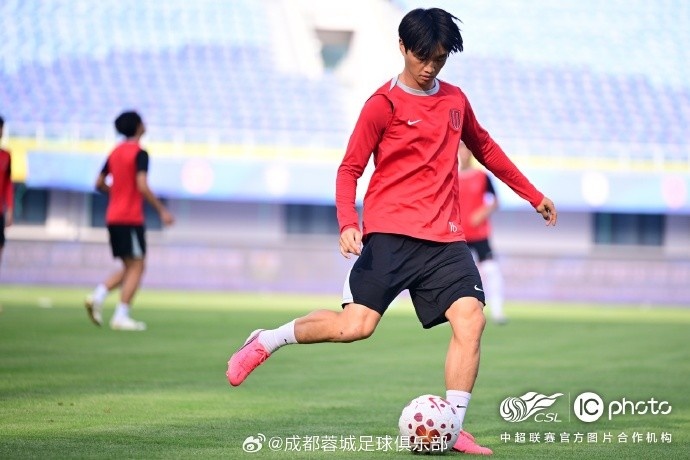 蓉城赛前发布会：阿洛伊西点出两连平病因，韦世豪直言心态受影响