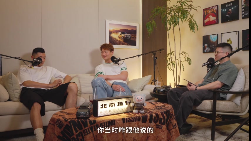 王哲林曝离队曾邀陈林坚同赴上海 后者：俱乐部不可能放两人