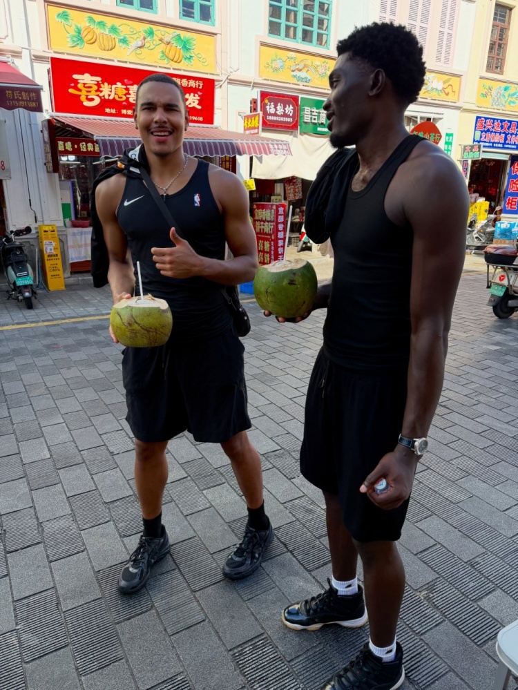 通杰晒海口定位:今晚对位崔永熙 通杰晒海口定位:今晚对位崔永熙
