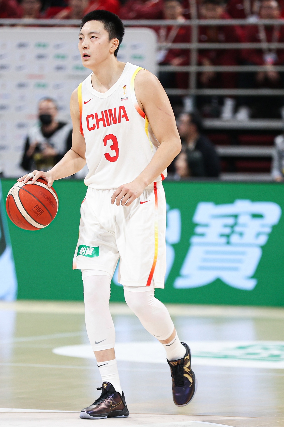 中国男篮集训再调整:胡明轩入替 高诗岩冯傲离队
