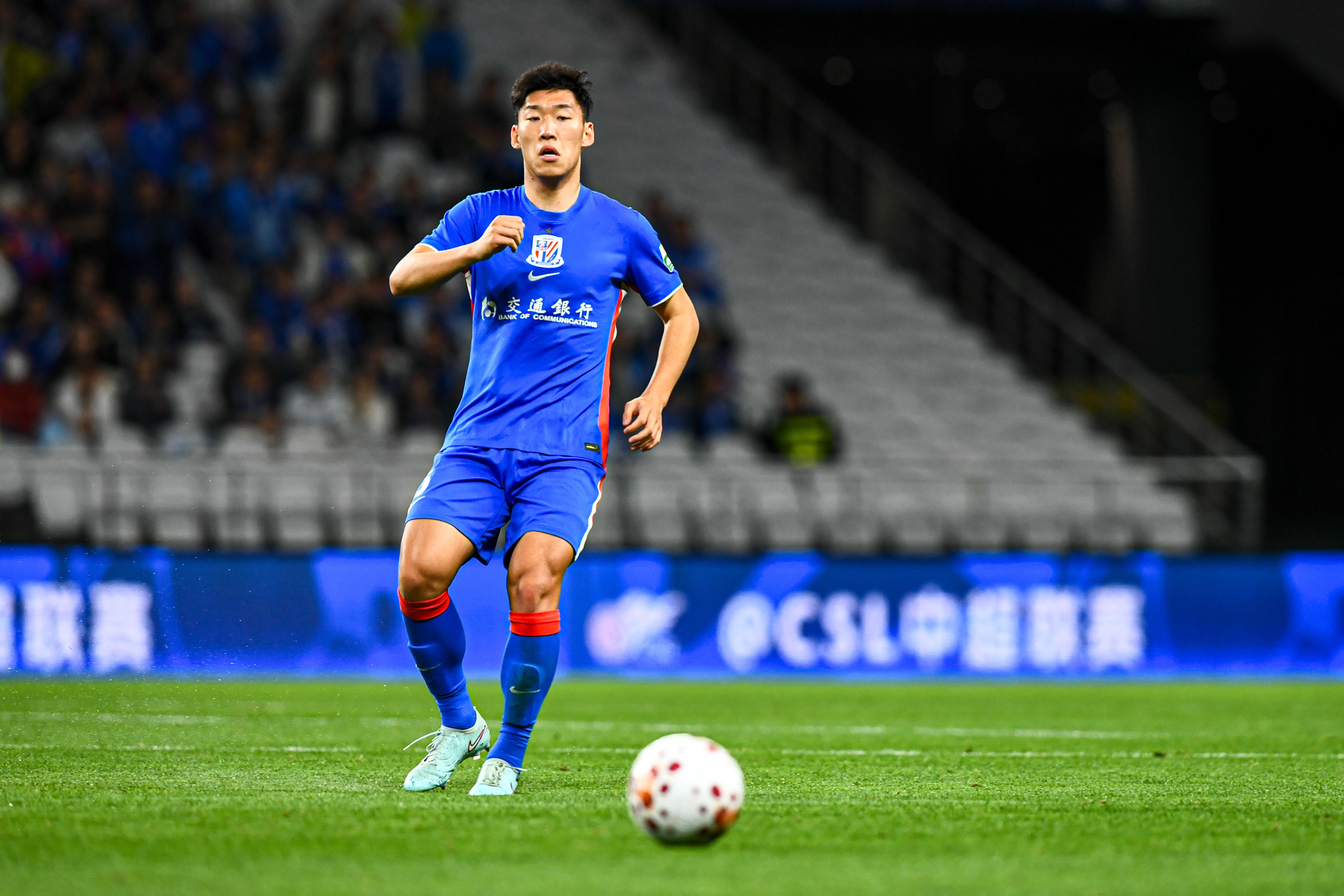 朱辰杰若缺阵申花中卫仅剩杨帅李松益 斯卢茨基改造后防两头落空