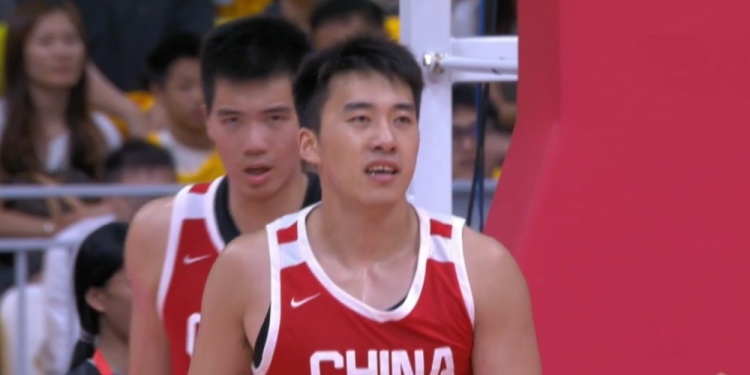 中国男篮三场热身赛球员评分 赵继伟3分焦泊乔赵嘉义7.5分