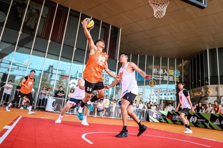 FIBA Open 3x3长宁站落幕：KOTC加时逆转夺冠，闵行动小鹿不败封后